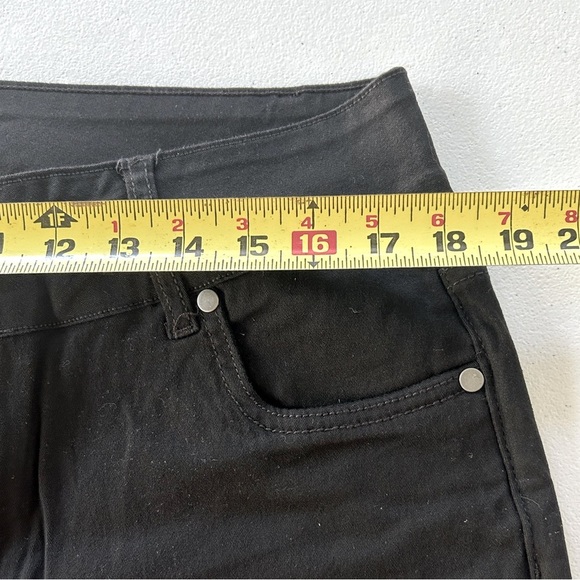 NWT! Black silver three button fly skinny jeans very stretchy size 16 or 1X - Picture 5 of 6